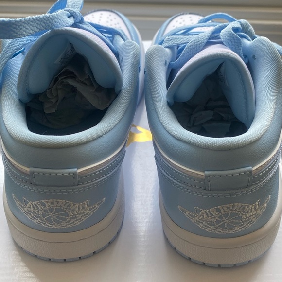 Nike Air Jordan 1 Low White/Ice Blue Women’s Size 6.5 - Picture 8 of 12
